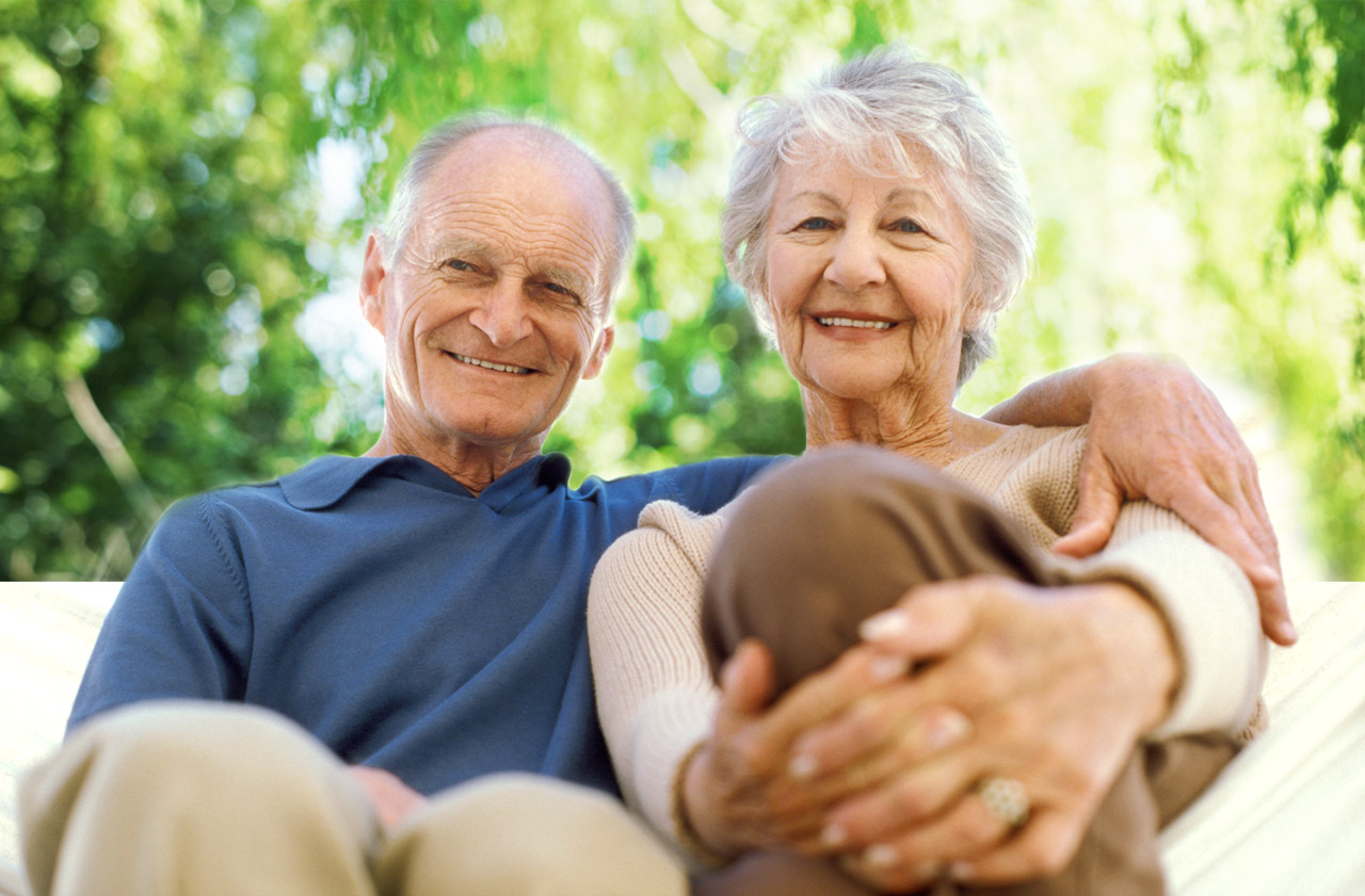 image of elderly couple